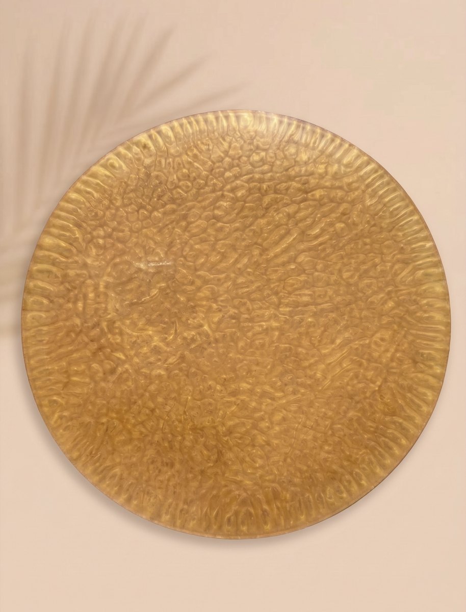 Tabla de centro MARA en resina dorada